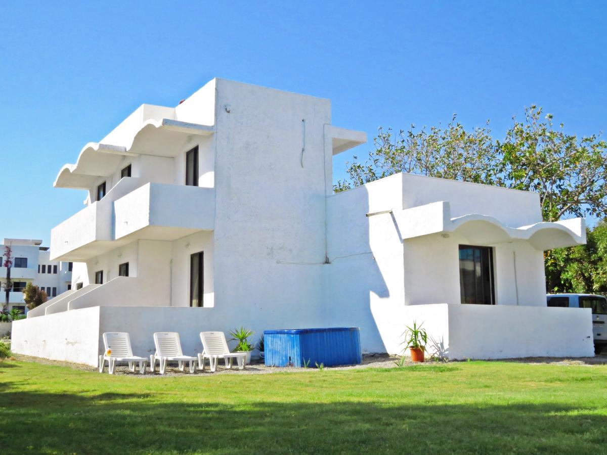 Loukas Beach Rooms Kiotari Exterior foto
